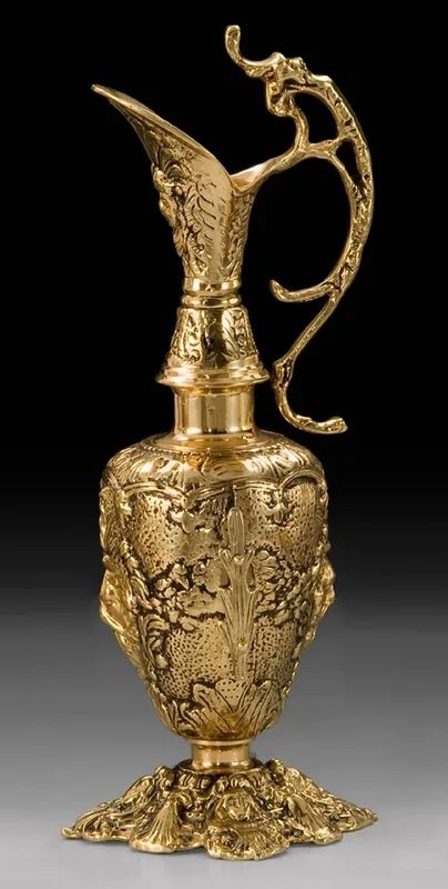 Jetzt Kaufen Casa Padrino luxury baroque vase in wine jug shape gold 16 x H. 44 cm - Handmade bronze flower vase - Baroque decorative accessories - Baroque interior - Baroque furniture