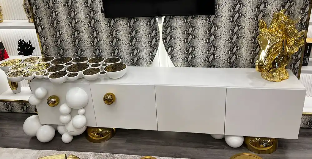 Casa Padrino luxury designer TV cabinet white / gold 250 x 35 x H. 60 cm - Solid wood sideboard with 4 doors - Luxury furniture - Hotel furniture - Designer furniture Neu Im Sortiment