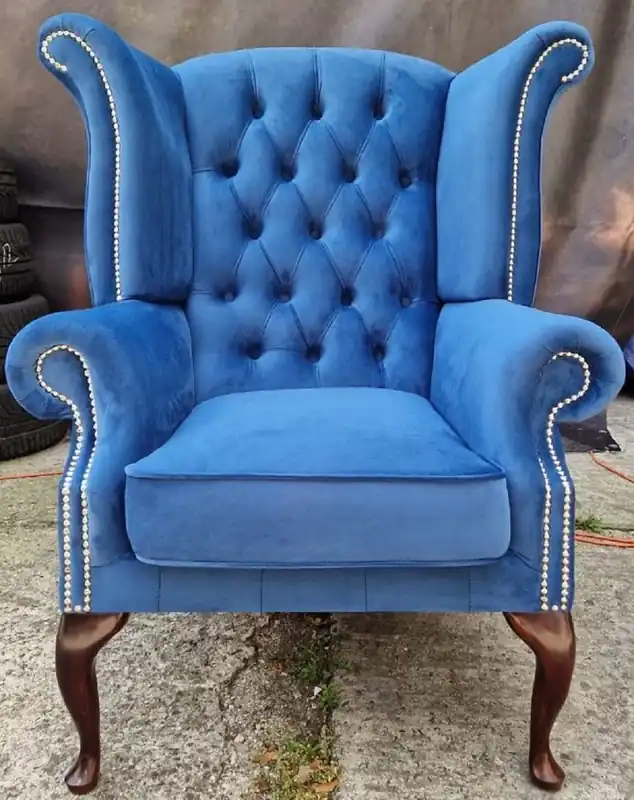 Casa Padrino luxury Chesterfield wing armchair blue / dark brown 98 x 90 x H. 110 cm - Chesterfield velvet armchair - Living room furniture - Chesterfield furniture - Luxury furniture Zertifiziert