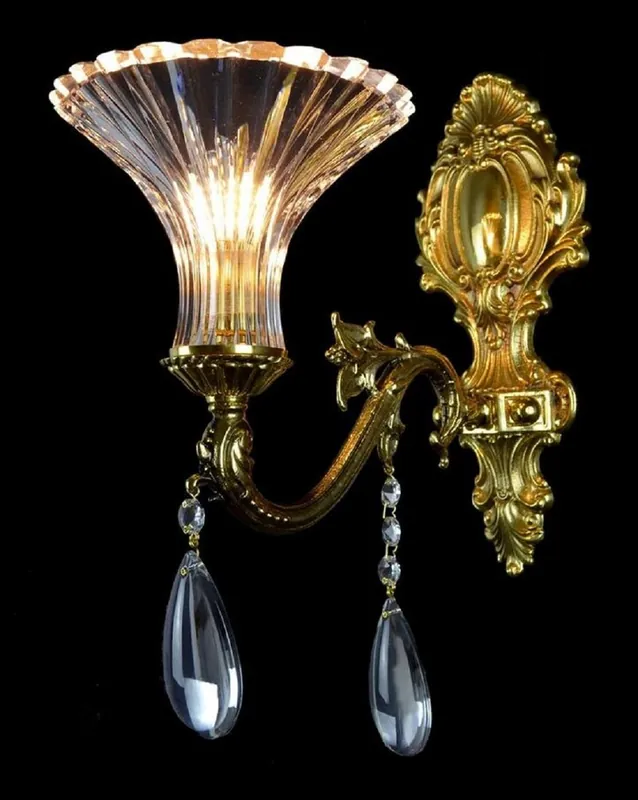 Casa Padrino luxury baroque LED crystal wall lamp gold 15 x 37 x H. 37 cm - Baroque style wall lamp with glass lampshade and crystal hangings - Baroque lights - Noble & magnificent Ausverkauf