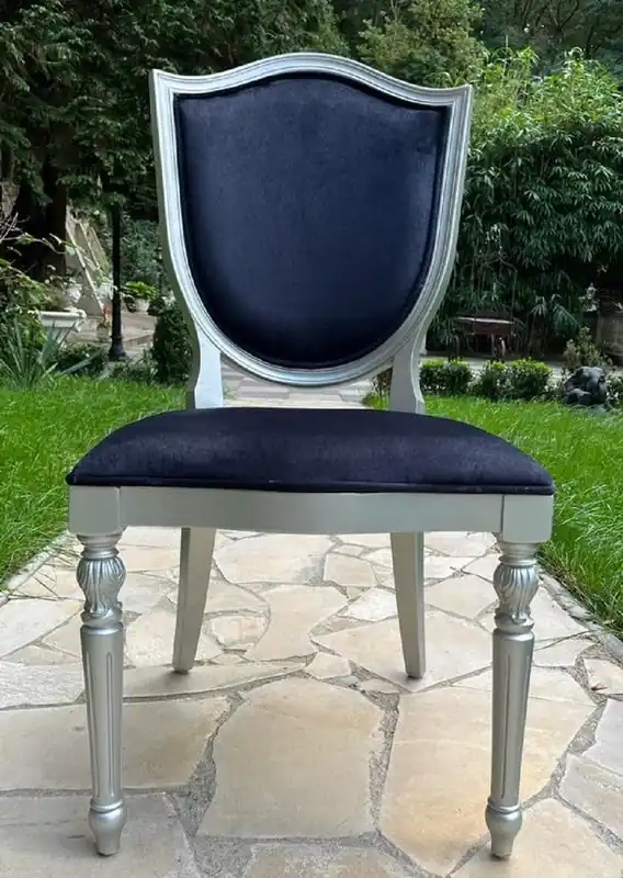 Solange Der Vorrat Reicht Casa Padrino luxury Art Deco velvet dining chair dark blue / silver - Art Deco solid wood chair - Art Deco dining room furniture - Art Deco furniture - Luxury furniture in Art Deco style