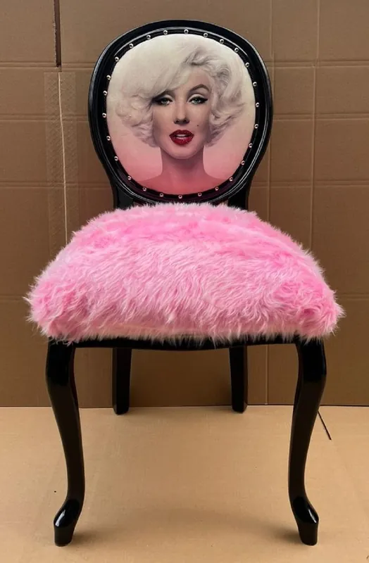Casa Padrino luxury baroque dining room chair Marilyn Monroe pink / multicolor / black - Handmade pop art designer chair with faux fur - Baroque dining room furniture Neue Kollektion