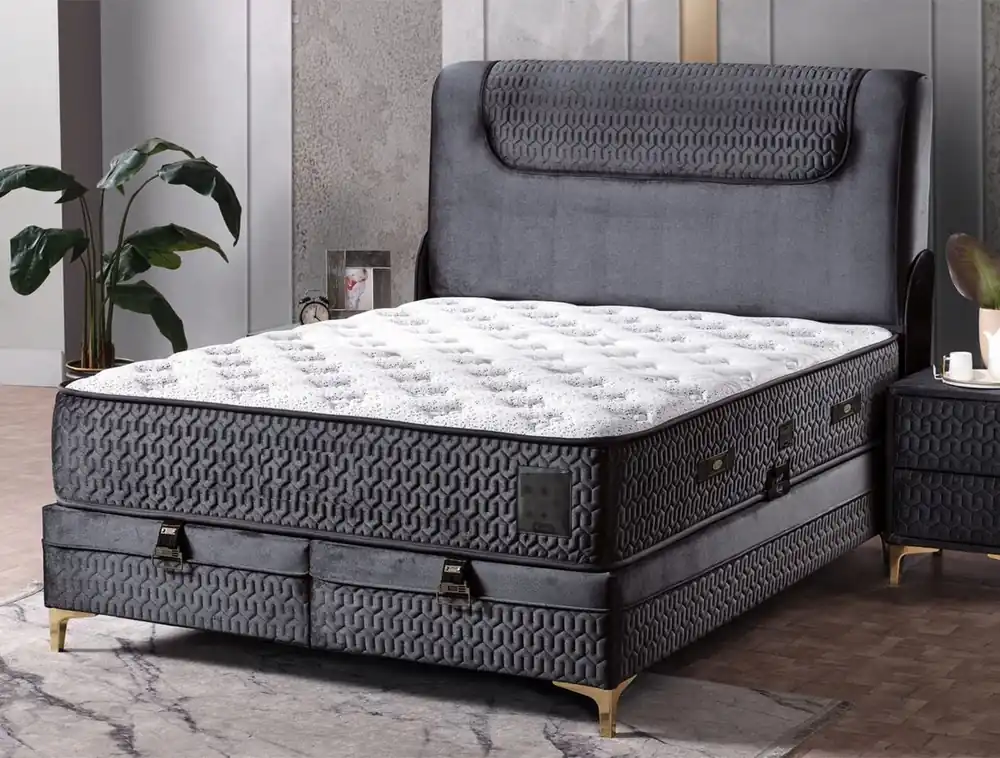 Casa Padrino luxury double bed black / white / gold 180 x 200 cm - Solid wood bed with headboard and mattress - Bedroom furniture - Hotel furniture - Luxury furniture - Luxury interior Preiswert