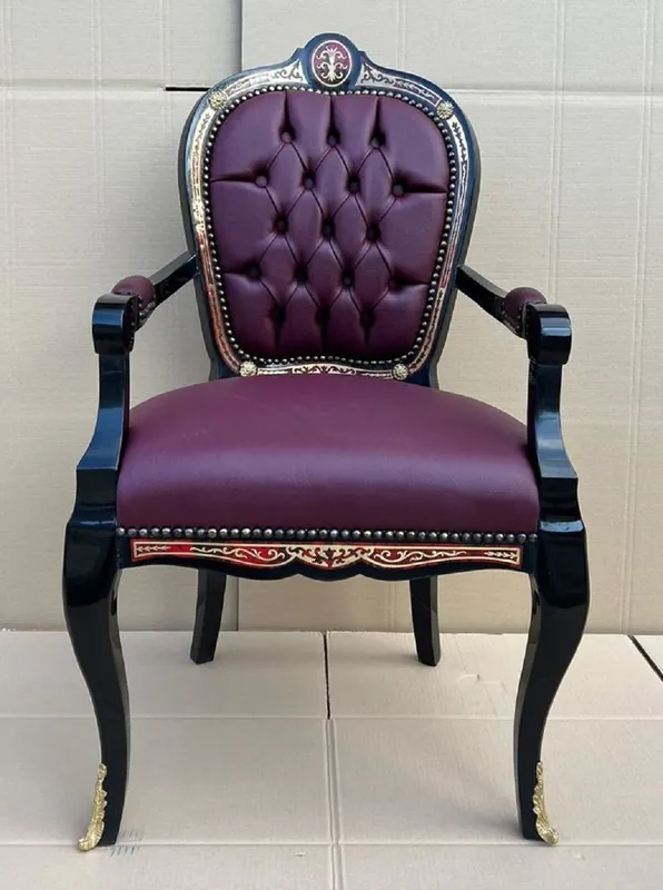 Casa Padrino baroque boulle dining room chair with armrests purple / black / red / gold - Magnificent desk chair with faux leather - Dining room furniture in baroque style - Baroque furniture Markenware