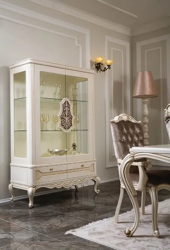 Garantierte Lieferung Casa Padrino armoire vitrine baroque de luxe blanc / beige / marron 118 x 49 x H. 186 cm - Vitrine en bois massif avec 2 portes vitrées et 2 tiroirs - Mobilier de style baroque