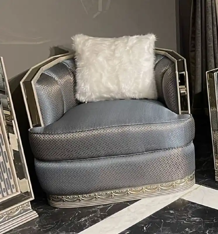 Neuheit Casa Padrino fauteuil Art Déco de luxe bleu clair / argent / crème - Fauteuil salon miroir - Meuble de salon - Meuble Art Déco - Meuble de luxe - Ameublement Art Déco - Ameublement de luxe