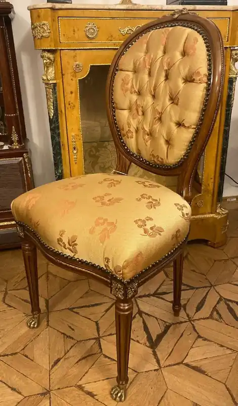 Knallerangebot Casa Padrino chaise de salle à manger baroque de luxe motif or / marron / laiton antique - Chaise fait main en bois massif avec pattes de lion - Meubles de salle à manger de style baroque