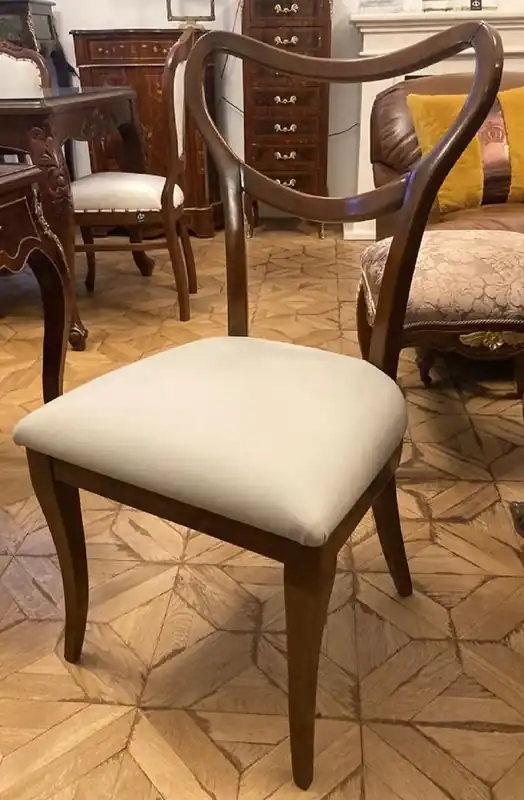 Geprüft Casa Padrino chaise de salle à manger Art Déco de luxe crème / marron - Chaise Art Déco en bois massif avec cuir véritable - Meubles salle à manger Art Déco - Qualité de luxe - Fabriqué en Italie