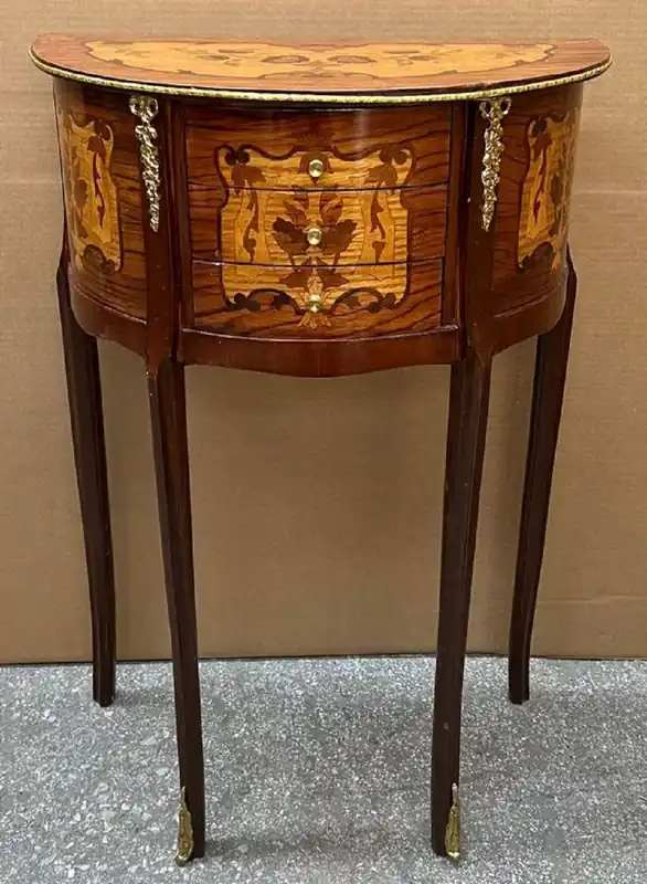 Casa Padrino table de chevet baroque marron marqueterie / or - Commode de style baroque fait main avec 3 tiroirs - Mobilier baroque - Mobilier de chambre de style baroque Echt