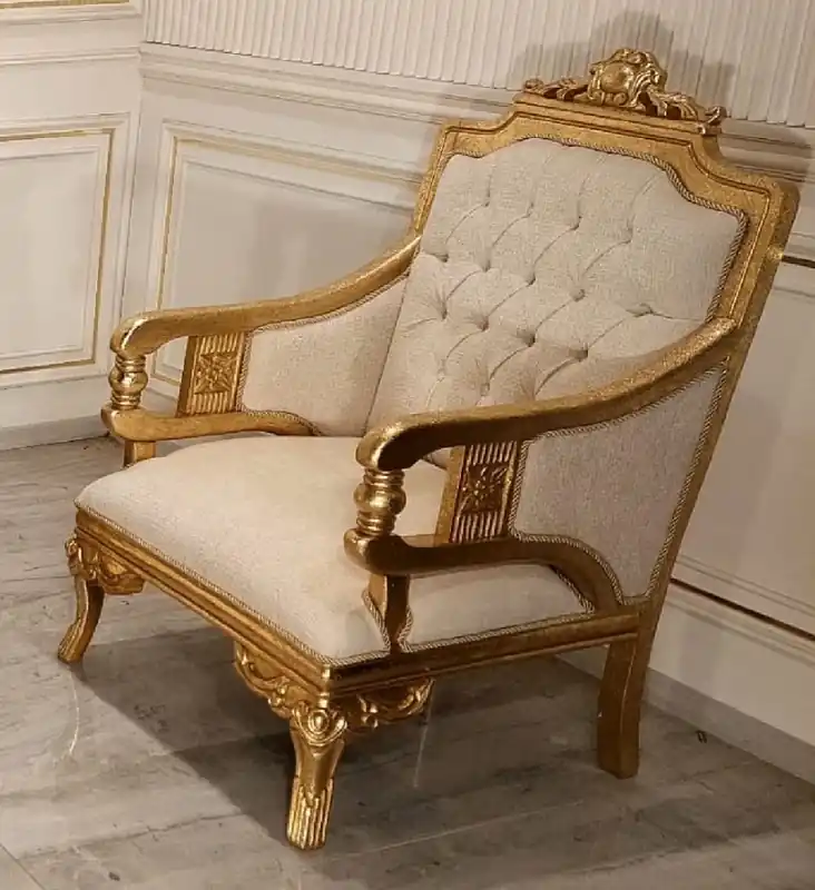 Neue Kollektion Casa Padrino fauteuil de salon baroque de luxe crème / or - Fauteuil de style baroque fait main - Meuble de salon de luxe de style baroque - Meuble baroque - Noble & Magnifique