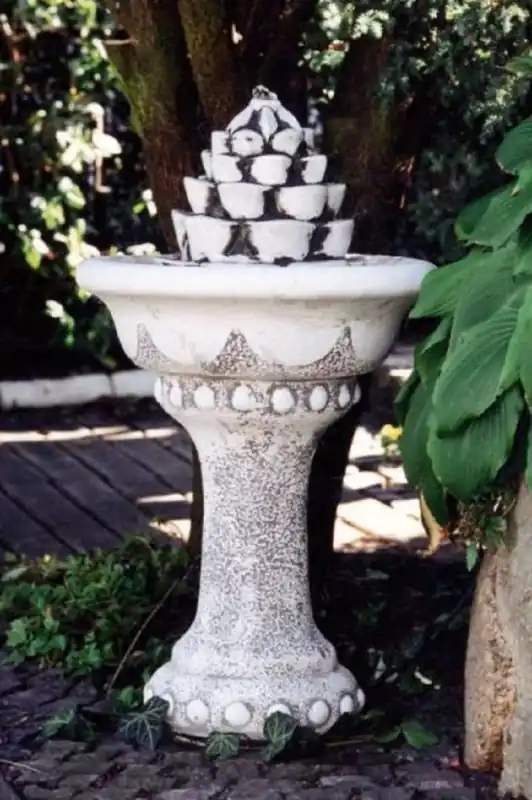 Casa Padrino fontaine de décoration de jardin baroque blanc / gris Ø 44 x H. 75 cm - Fontaine de jardin baroque - Fontaine baroque de pierre ronde - Accessoires de décoration de jardin baroque Preisreduziert