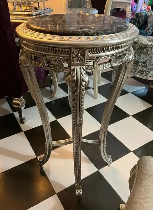 Casa Padrino table d'appoint baroque argent / noir - Table ronde en bois massif avec plateau en marbre de style baroque - Meuble de salon de style baroque - Meuble baroque Kracherpreis