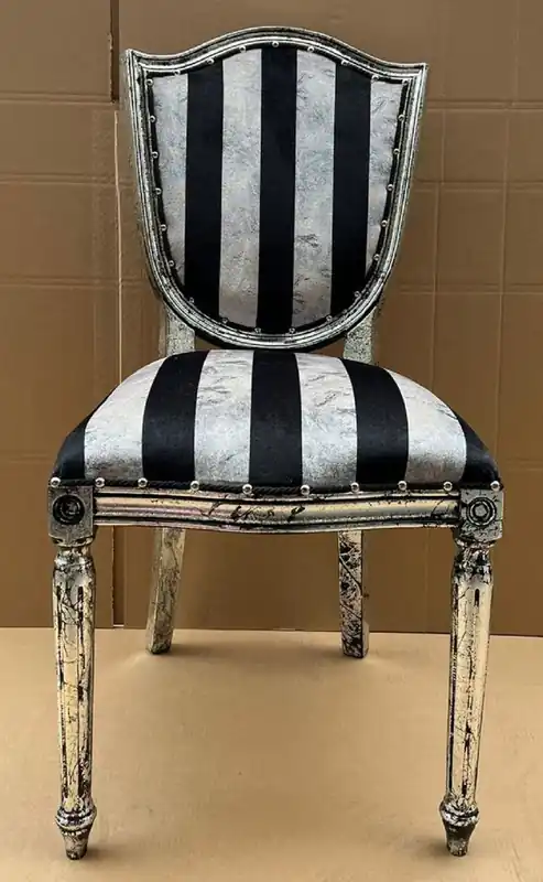 Schneller Versand Casa Padrino chaise de salle à manger Art Déco argent / noir / argent antique - Chaise élégante en bois massif avec rayures - Meubles de Salle à Manger Art Déco