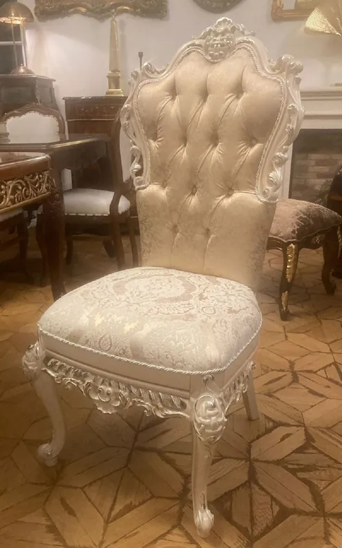 Casa Padrino chaise de salle à manger baroque de luxe or / blanc / crème - Magnifique chaise de cuisine de style baroque - Meuble de salle à manger de luxe de style baroque - Meuble baroque Jetzt Bestellen