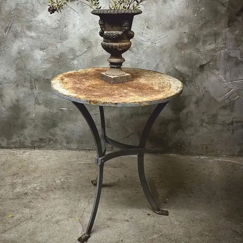 Nur Für Kurze Zeit Casa Padrino table de jardin Art Nouveau gris antique / rouille Ø 60 x H. 76 cm - Meubles de jardin nostalgique