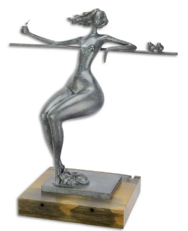 Direkt Vom Hersteller Casa Padrino figura di bronzo di design rilassante donna blu / oro / naturale 47 x 26,3 x H. 51,4 cm - Scultura in Bronzo di Lusso con Base in Legno