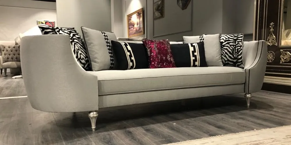 Sofort Bestellen Casa Padrino divano da salotto barocco di lusso argento / argento antico - Divano da soggiorno fatto a mano - Mobili da soggiorno in stile barocco nobile