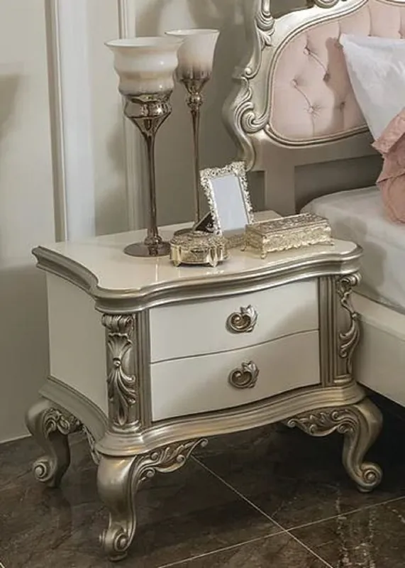 Top-Angebot Casa Padrino comodino barocco di lusso bianco / argento - Comodino fatto a mano in legno massello con 2 cassetti - Mobili camera da letto barocco