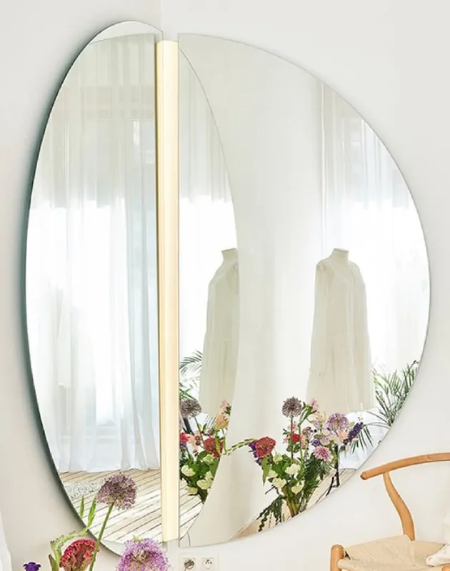 Casa Padrino specchio angolare di lusso 150 x 3,5 x A. 150 cm - Specchio da parete angolare con striscia LED - Specchio per Hotel - Specchio Boutique - Qualità di Lusso Sofort Bestellen