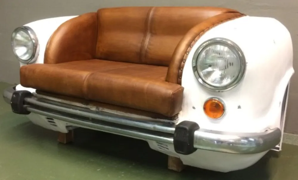 Saisonangebot Casa Padrino divano per auto di design cognac / bianco / argento 158 x 70 x A. 83 cm - Divano da soggiorno nel design dell'auto - Mobili per auto da soggiorno