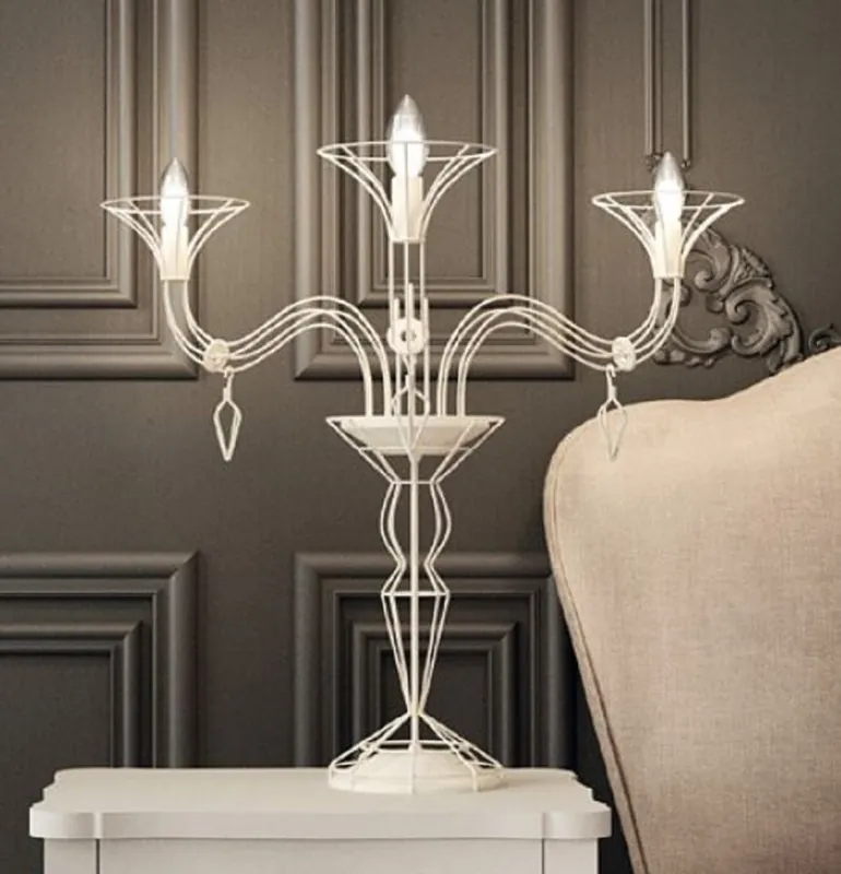 Casa Padrino lampada da tavolo Art Nouveau di lusso bianco Ø 70 x A. 60 cm - Lampada da scrivania in metallo nobile - Lampade da Tavolo Barocco e Art Nouveau - Qualità di Lusso - Fatto in Italia Markenware