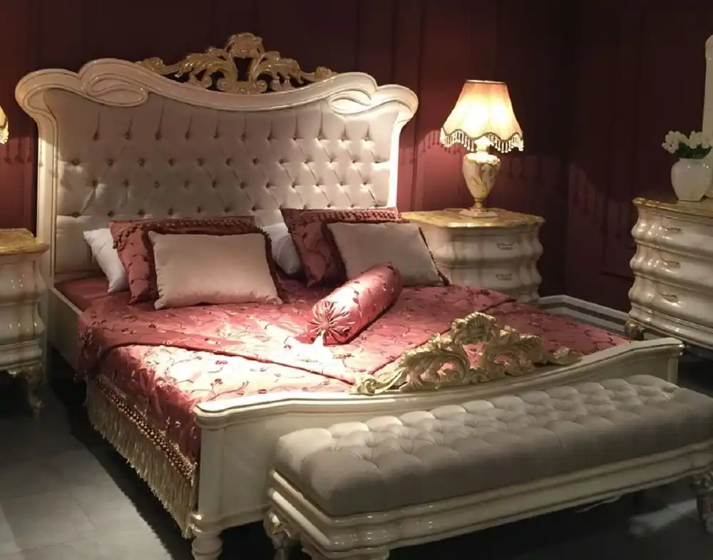 Direktkauf Casa Padrino letto matrimoniale barocco di lusso grigio / bianco / oro - Magnifico letto in legno massello con strass - Mobili per camera da letto barocchi