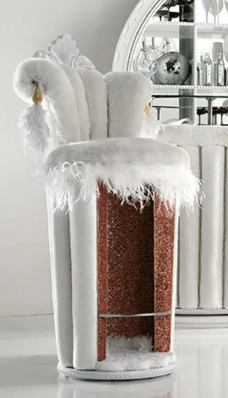 Bestseller Casa Padrino sedia da bar barocco di lusso bianco / rossa / oro - Magnifico sgabello da bar stile barocco - Magnifici mobili barocchi e hotel barocchi - Qualità di prima classe - Fatto in Italia