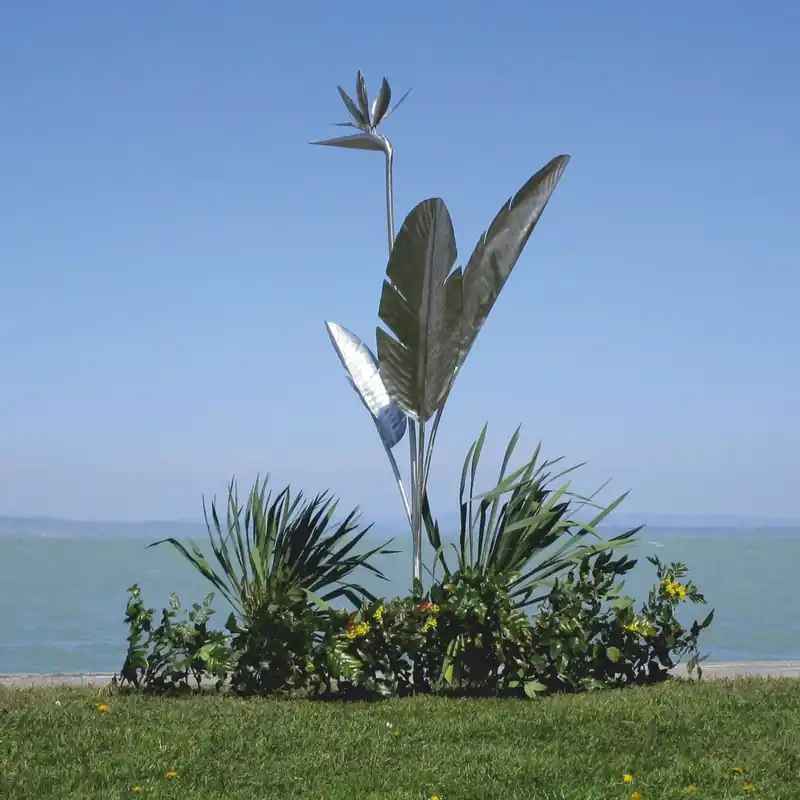 Sale Casa Padrino escultura decorativa de jardín de acero inoxidable de lujo planta plata A. 205 cm