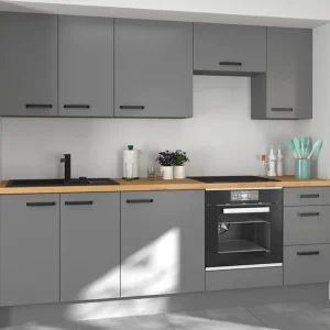 Kracherpreis Verdi Küchenmöbel Set 240 cm Küchenmöbel beständig gegen Feuchtigkeit Dampf und Beschädigungen Metallgriffe