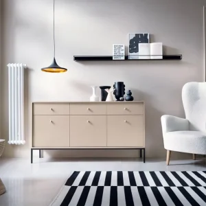 Kommode mit Schubladen Mono 154 cm Beige Minimalistisches Design stilvoller goldener Griff schlichte Form mit metallischen Elementen Wochenendangebot