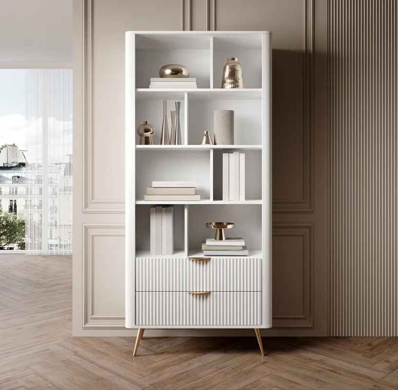 Angebot Bücherregal Lante 88 cm weiß elegantes Bücherregal mit Schubladen Designer Riffelung auf Fronten Metallkantengriffe