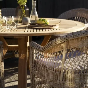 Gartentisch 150 cm rund Teakholz CIRCUS natur Beliebt