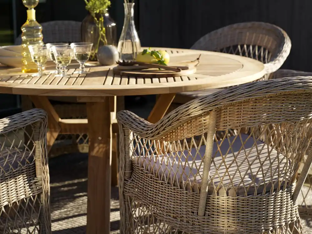 Gartentisch 150 cm rund Teakholz CIRCUS natur Beliebt