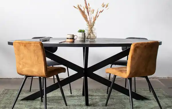 Esstisch BOB 240 x 100 cm oval Mangoholz Fischgrät schwarz Saisonangebot
