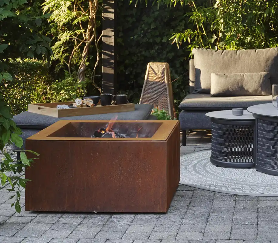Must-Have Feuerstelle Feuerschale mit Grilleinsatz Corten Stahl 80 x 80 cm