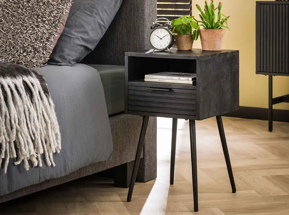 Nachttisch EMIRA H 60 cm schwarz Schneller Versand