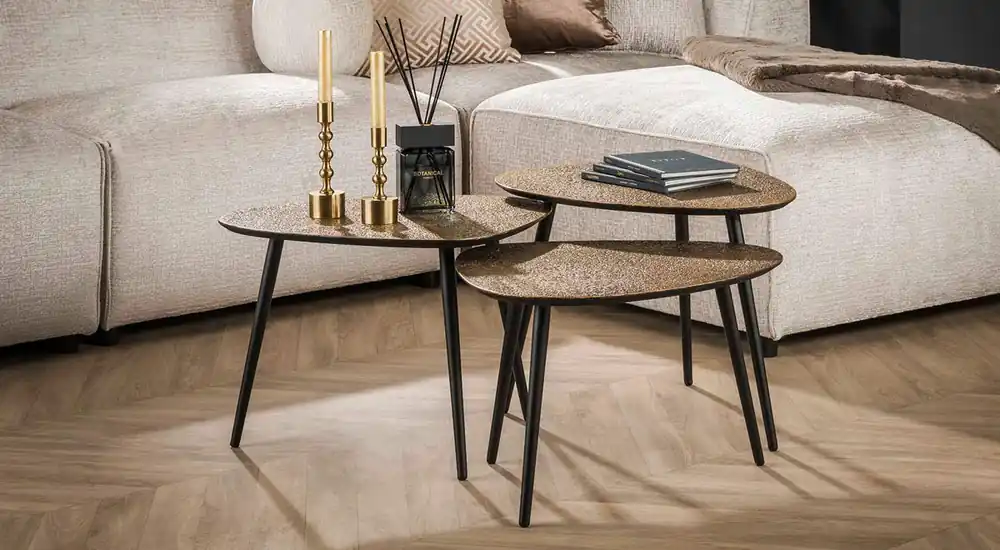 Billig 3er Set Couchtisch dreieckig Metall antikbronze