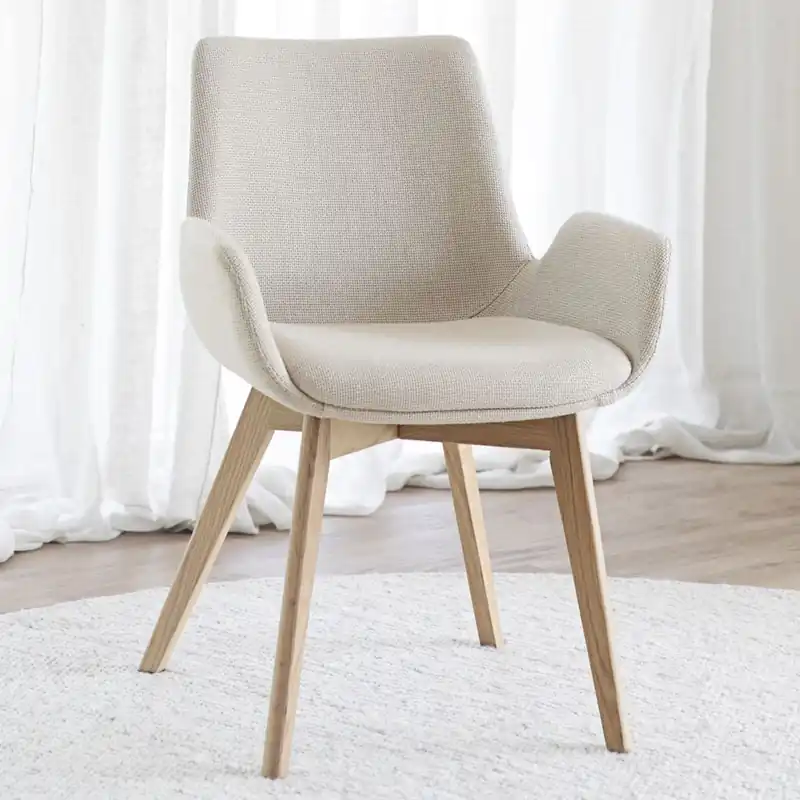 Stuhl DREAM mit Armlehnen beige Beine aus Eiche Ausverkauf
