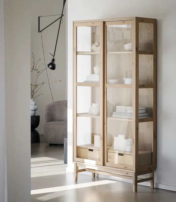 Vitrine NAWILLE Eiche massiv Glasvitrine 203 cm Top-Seller