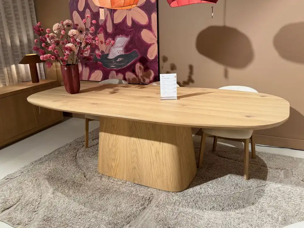 Must-Have Esstisch ARON Nola 200 x 110 cm oval Eiche Holz natur