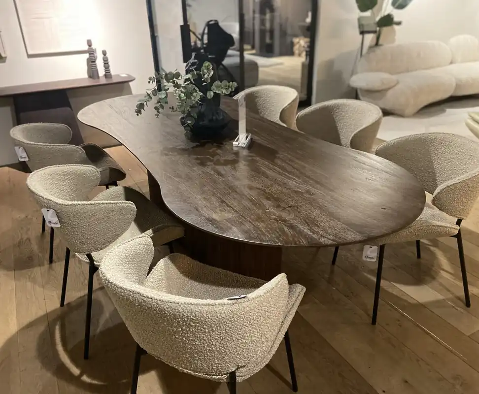 Bestseller Esstisch LAMOUS organisch 200 x 110 cm Mango Holz