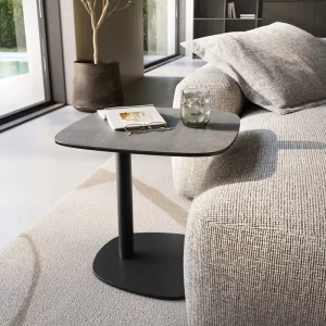 Beistelltisch Edge Boot 50x50 cm Keramik Beton Grau Eleny Metall Schwarz Finale Aktion
