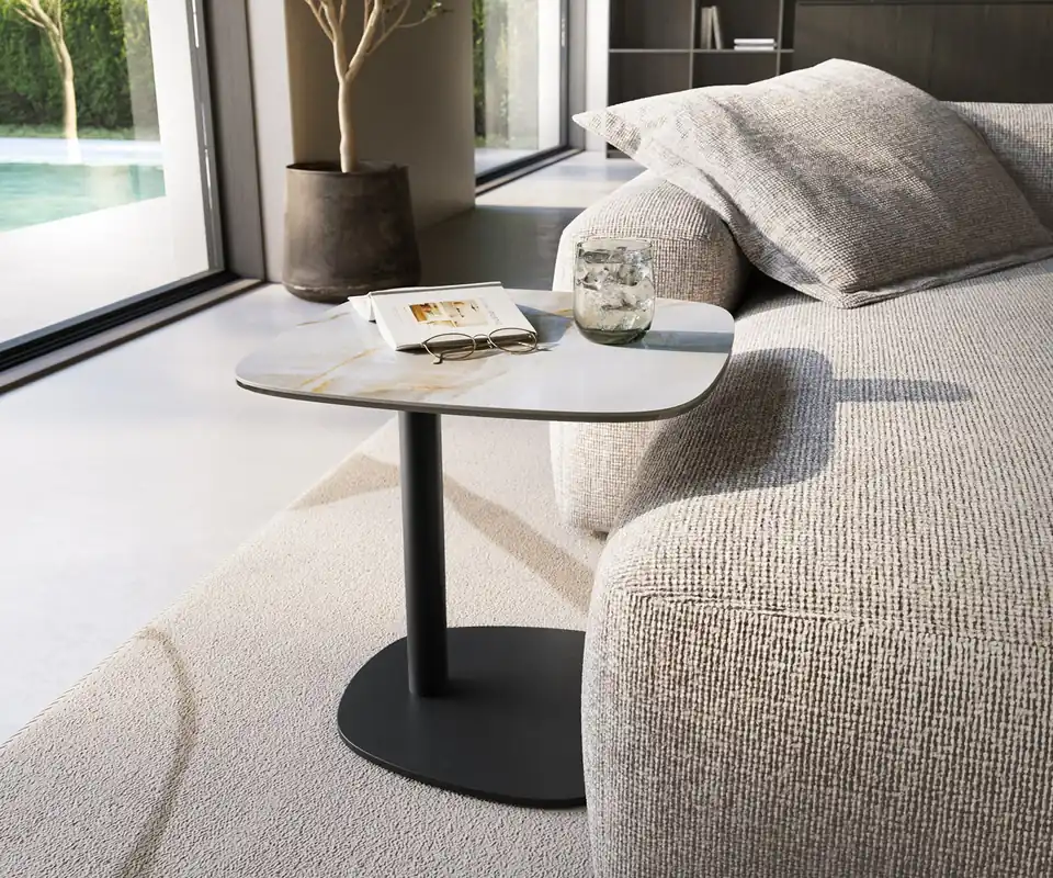Jetzt Kaufen Beistelltisch Edge Boot 50x50 cm Keramik Onyx Pearl Eleny Metall Schwarz